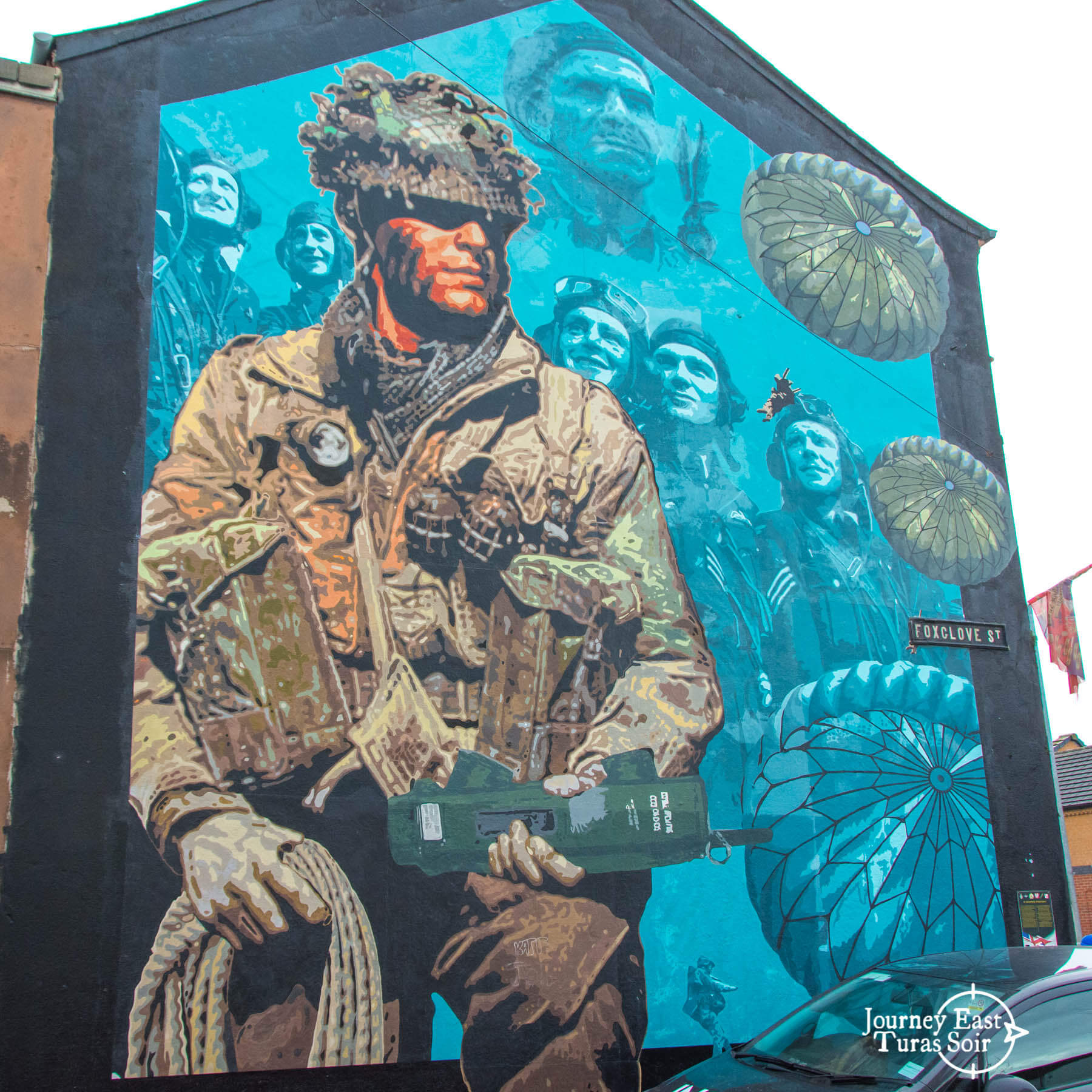 Belfast wall murals guided bus tours in Belfast and East Belfast Northern Ireland by Journey East Tours - photo 7534-2